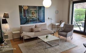 Luxi Luxurioeses Appartement Mit Terrasse Und Garten Mitten In Berlin